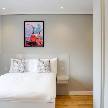 Stayprime Kensington Serviced Apartments-3